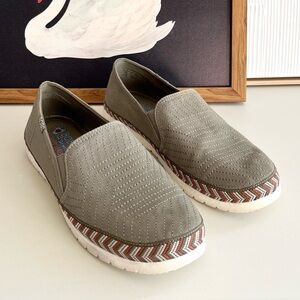 BOBS from Skechers Olive Green Loafers Sneakers Slip-on Sz. 7.5